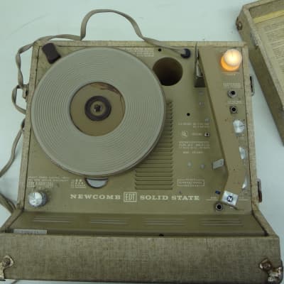 Newcomb EDT-15C Turntable Set - 1960's - For Parts or Restoration image 2