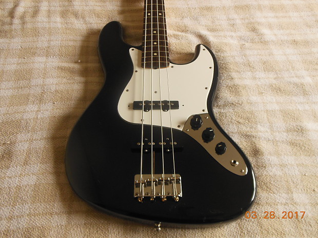 Fender Squier Jazz Bass JAPAN 1984-1987 Black
