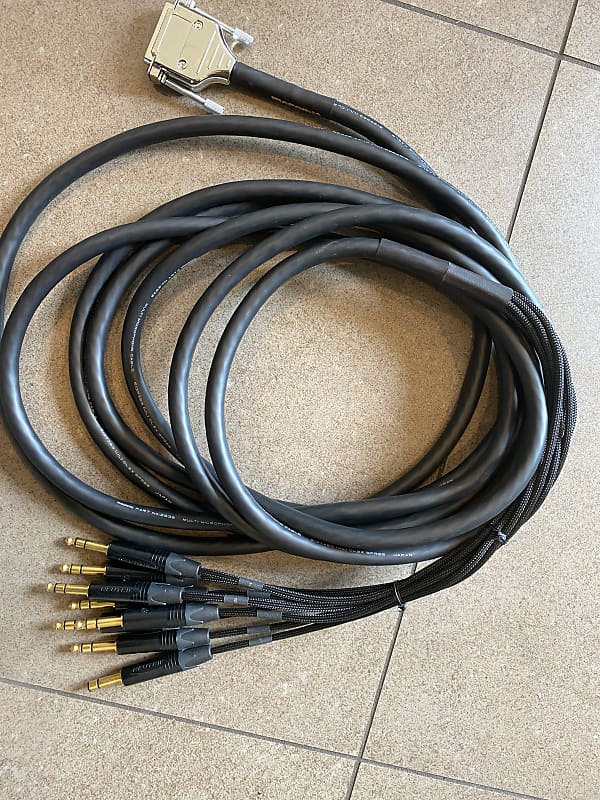 Mogami Multi Microphone cable Reverb