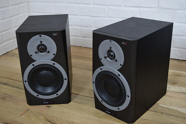 Dynaudio BM5A MKII powered studio monitors pair near MINT