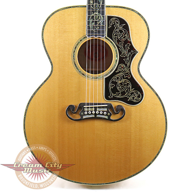 2001 Gibson Custom Shop J-200 Vine Jumbo Acoustic Guitar image 1