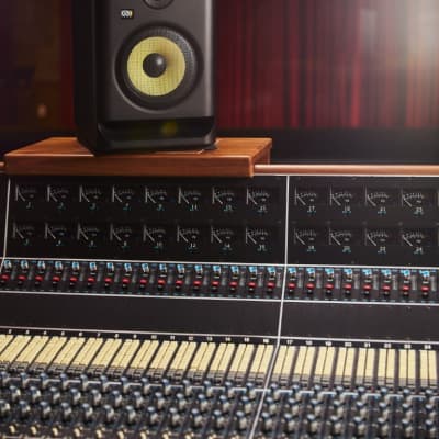 KRK Rokit 7 G5 Studio Monitor - 145W, DSP Versatility image 14