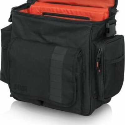 DJ Bag for 35 LPs & Serato-Style Interface image 1