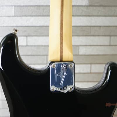 Fender Player Stratocaster Left-Handed with Pau Ferro Fretboard - Black image 6