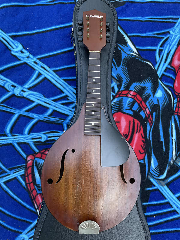 Strad-O-Lin Vintage Mandolin 1940s-1950s Mid-century Sunburst with Case image 1