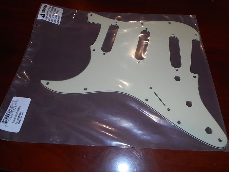 Fender Strat Pickguard, LEFTY - MINT GREEN, 005-5320-000 image 1