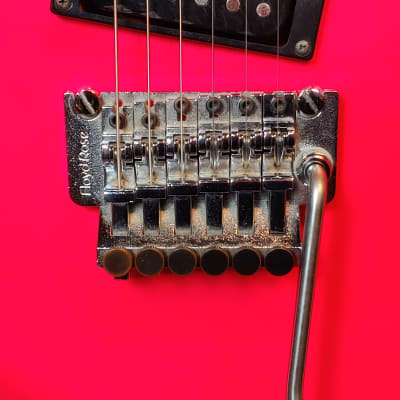 ミュージシャン striker20a 1980's Kramer Striker 100ST Hot Pink MIJ with vintage Ibanez