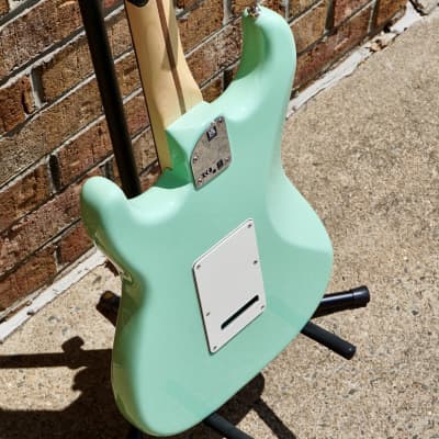 Fender Jeff Beck Stratocaster®, Rosewood Fingerboard, Surf Green image 10