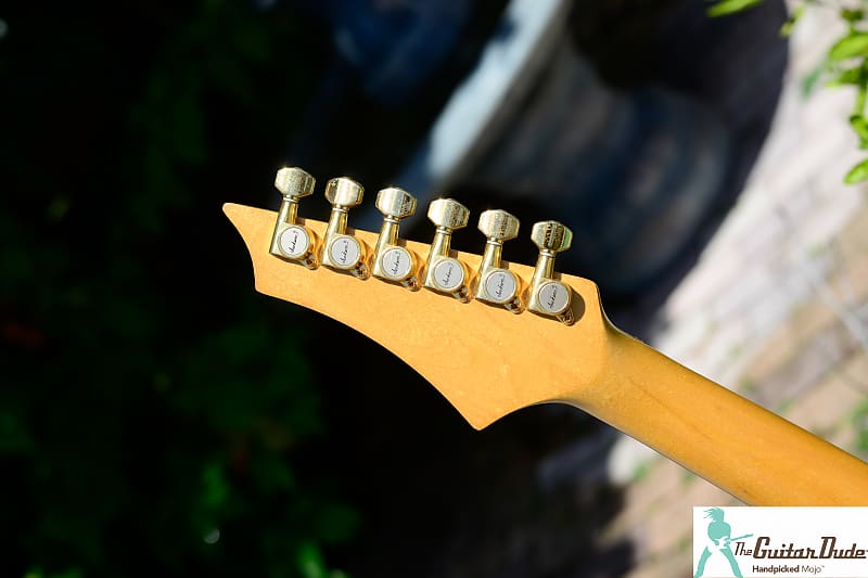 1992 Charvel Jackson CDS-075-SSH STVB (See Through Violet Blue) Made in  Japan MIJ