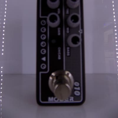 Mooer 010 Two Stone Micro Preamp