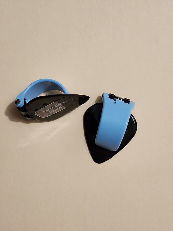 Black Mountain Spring Loaded Thumb Pick, Light Gauge XTight Reverb