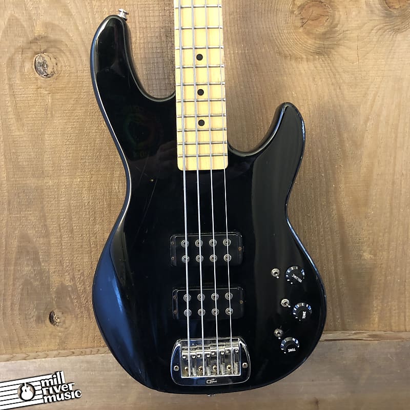 G&L USA L-2000 Electric Bass Guitar Black 2006 Maple Neck