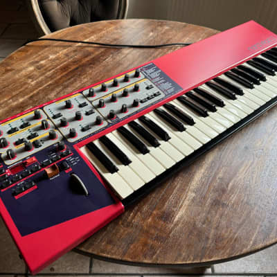 Nord Lead 2X 49-Key 20-Voice Polyphonic Synthesizer 2003 - 2013 - Red