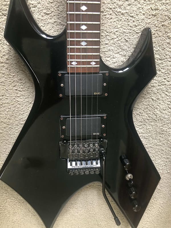 Bc Rich Warlock Nj 2001 Black With Emg Reverb