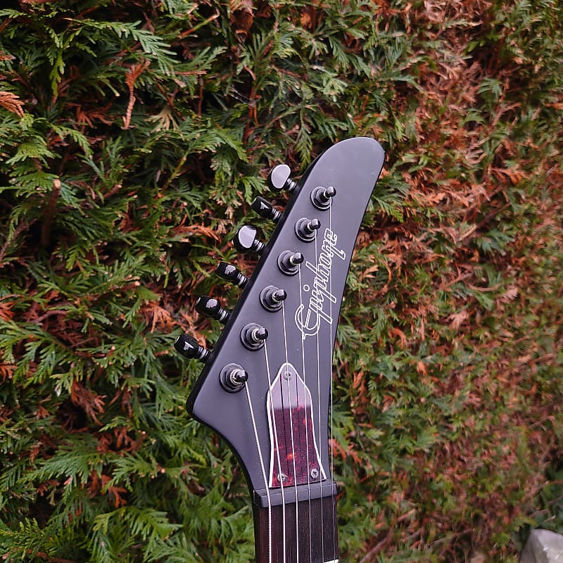 Epiphone '58 Goth Explorer