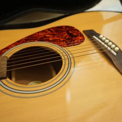 Yamaha F-325 Guitar image 3