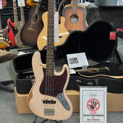 Fender Flea Artist Series Road Worn Signature Jazz Bass 2016