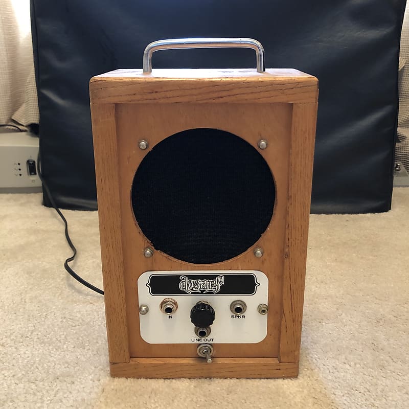 Dwarf Guitar amp 1970's Oak -re-capped and serviced