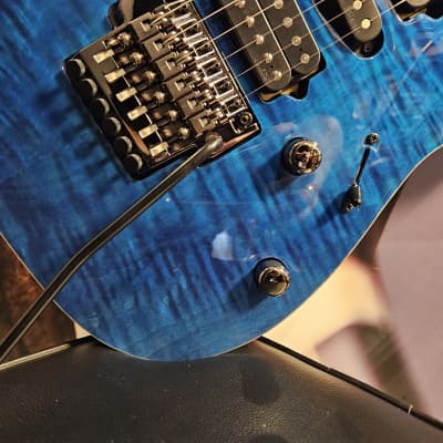 Ibanez RG8570-RBS j.custom 6-String Guitar, Royal Blue Sapphire Incl. Hardcase image 3