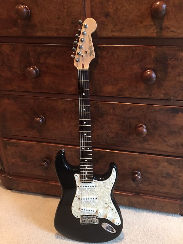 87 – 88 USA EE Serial number Fender American Standard Stratocaster VGC  Smooth fast neck great player