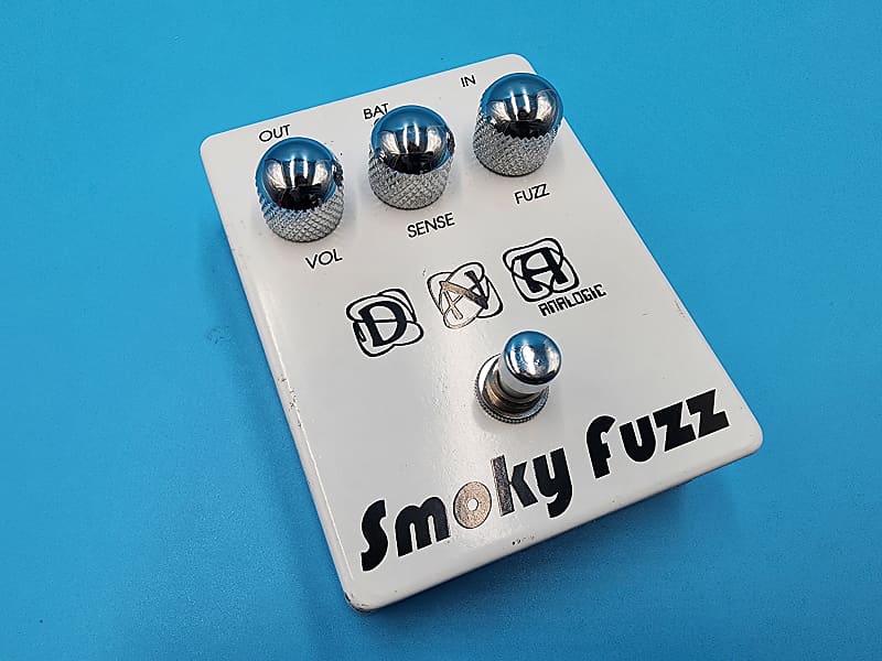 DNA Analogic Smoky Fuzz SF-1 Guitar Effect Pedal Vintage