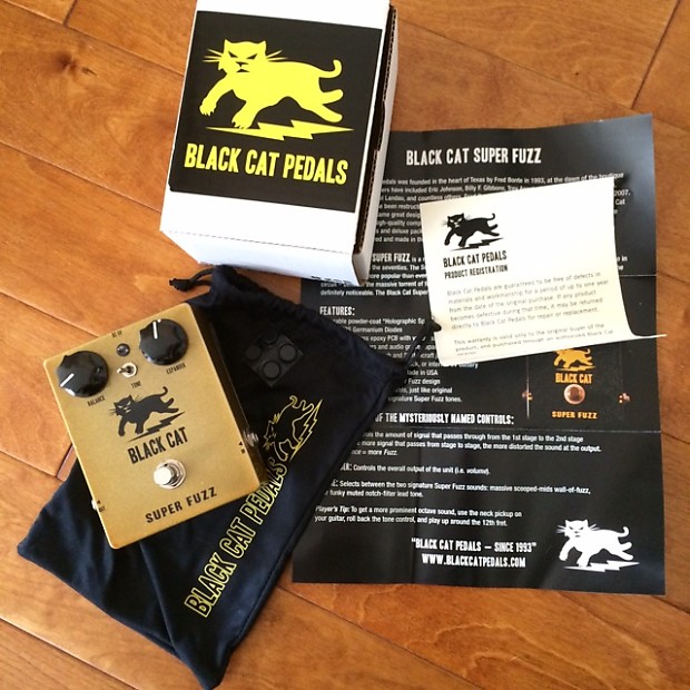Black Cat Super Fuzz guitar pedal - YouTube