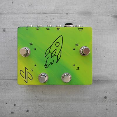 4-way Splitter-Switcher (active/buffered) - dpFX Pedals