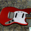 FENDER Classic 70's Mustang - Made in Japan - Candy Apple Red w Matching Headstock