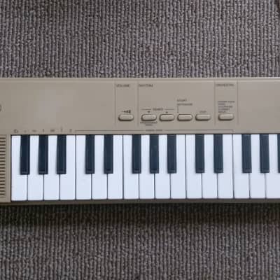 Yamaha PortaSound PSS-110 1985 Beige | Reverb