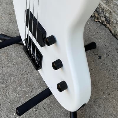 GAMMA Custom Bass Guitar H22-01, Kappa Model, Matte Polar White image 4