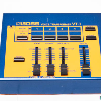 BOSS ボイストランスフォーマー VT-1 Boss VT1 Voice Transformer - YouTube