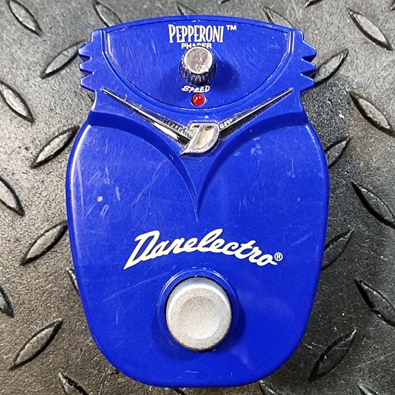 Danelectro ダンエレクトロ DJ-6 PEPPERONI PHASER Danelectro Pepperoni Phaser DJ-6 | Reverb Canada