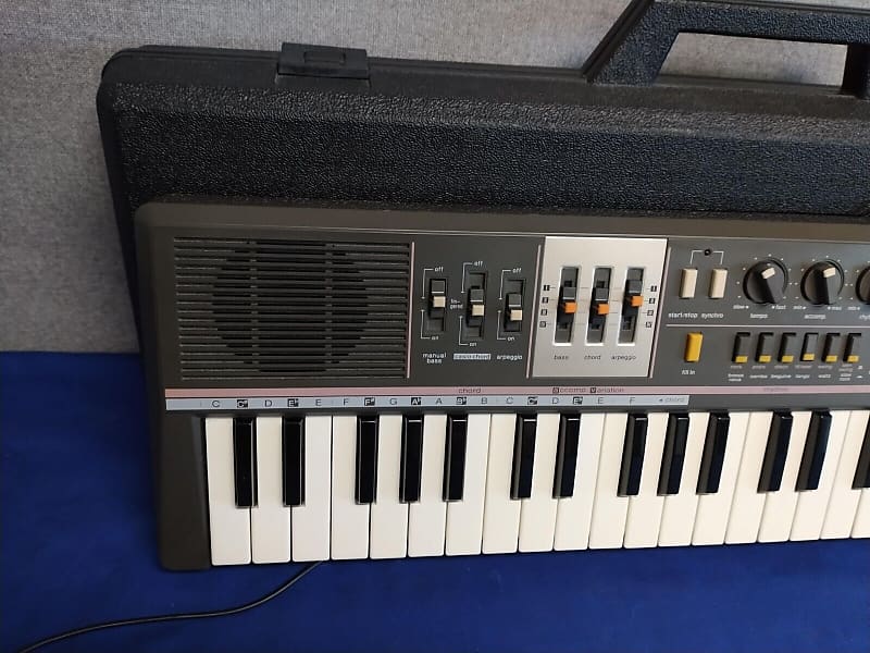 Vintage Casio Casiotone MT-68 49-Key Synthesizer Keyboard