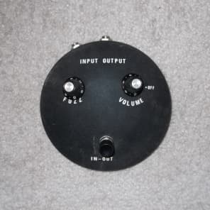 Guyatone/Sears. Crazy Face fuzz. ハンドメイド Carter Vintage - Shin-Ei / Guyatone Crazy Face Fuzzie Fuzz