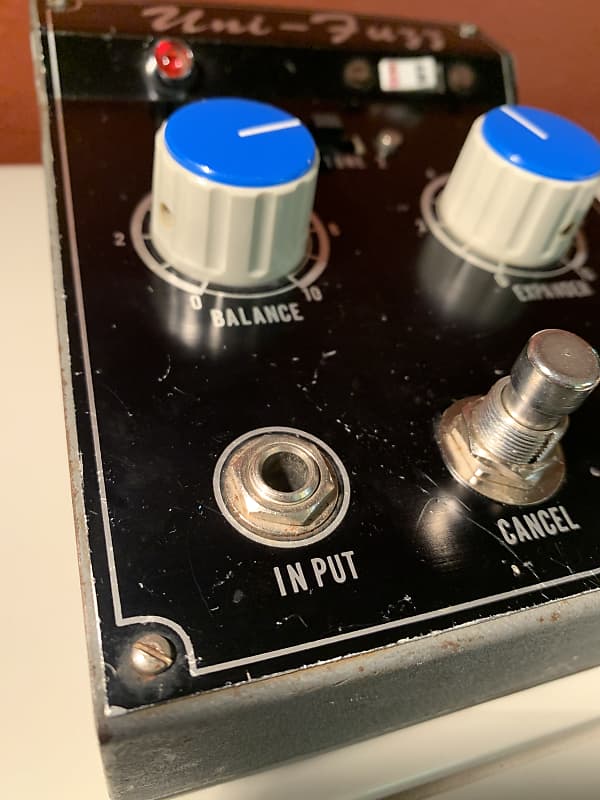 Univox Uni-Fuzz 1968-1973 | Reverb