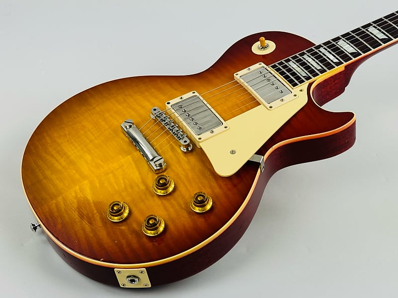 2016 Gibson Custom Shop Collector's Choice #39 1959 Les Paul Aged Minnesota  Burst > Guitars Electric Solid Body