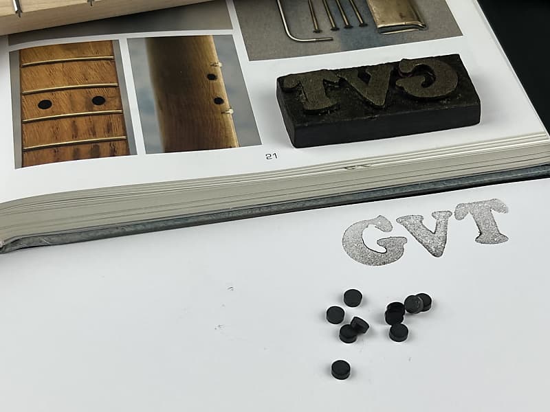 General Vintage Tone Phenolic paper Dot Inlays 1950's ( 10