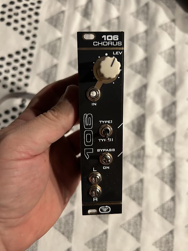 Feedback modules 106 chorus juno chorus Reverb