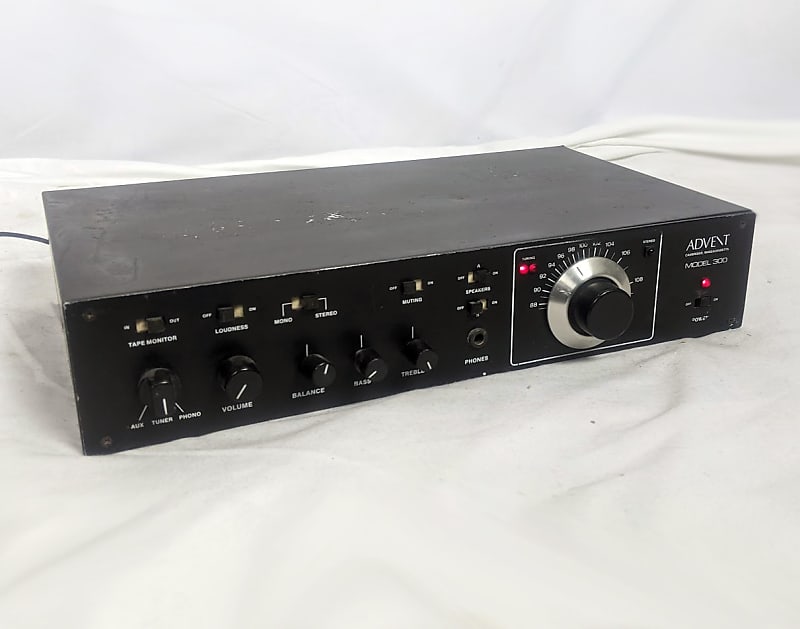 Advent Model 300 Stereo Receiver | Reverb