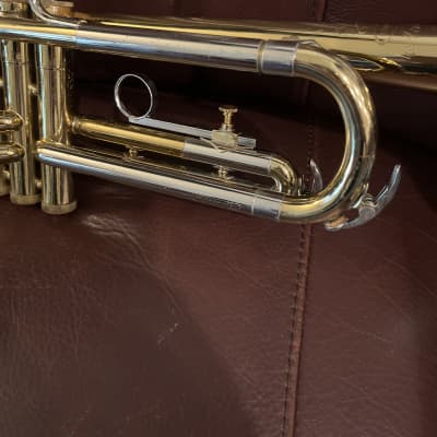 Buescher Aristocrat Bb trumpet (1970) SN 555376 image 11