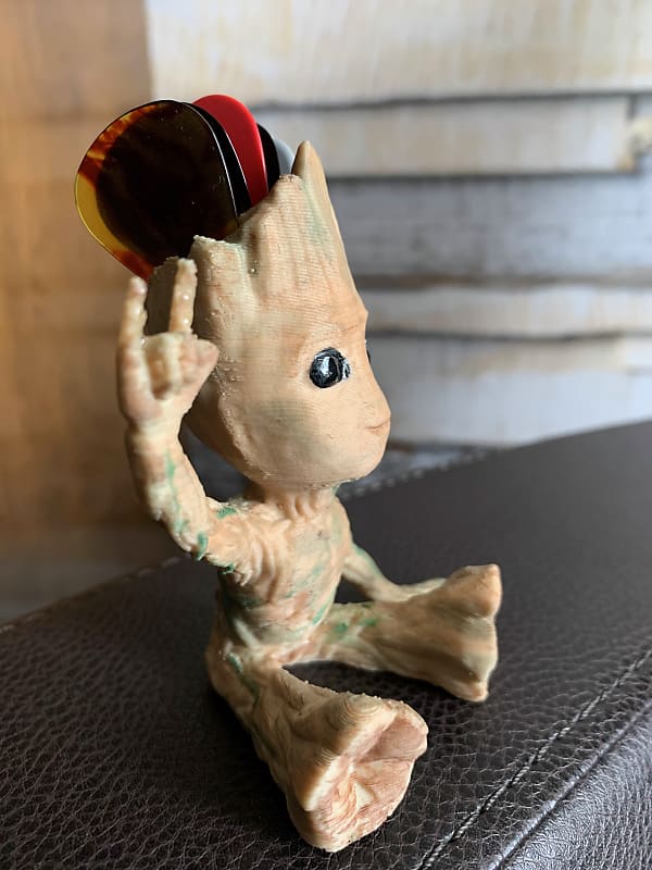 Hello! Groot 3D Printing Figurine | Assembly