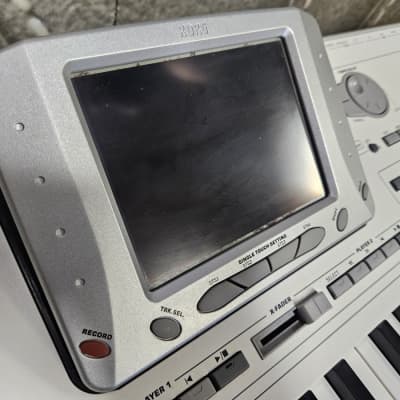 Korg Pa2X Pro 76-Key Professional Arranger Keyboard 2000s - Silver image 5