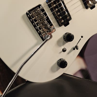 Ibanez AZ2402-PWF Prestige Guitar, Pear White Flat + Hardcase image 3