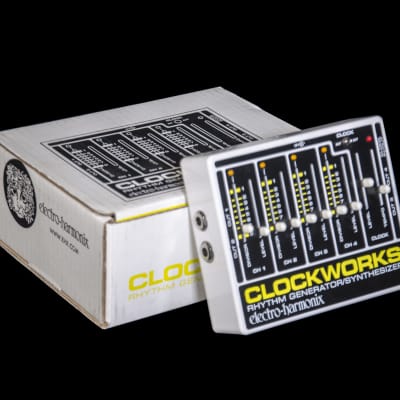 Electro-Harmonix Clockworks Rhythm Generator / Synth | Reverb