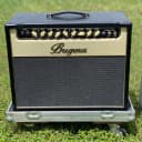 Bugera V22 Vintage 22 2-Channel 22-Watt 1x12" Guitar Combo w/ Hard Case