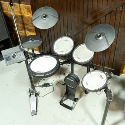 Roland V-Drums TD-17KV 8-Piece Electronic Drum Set image 8