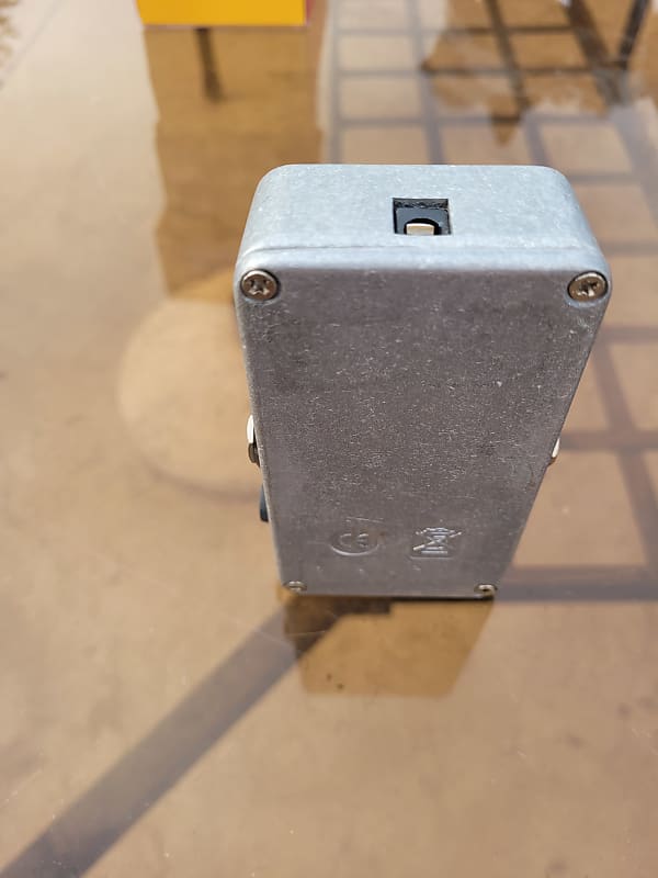 Electro-Harmonix Screaming Bird Treble Booster Pedal | Reverb