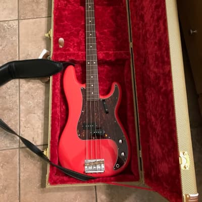 Big Tex 60 Slab P Bass fiesta red（Squier Classic Vibe 60's