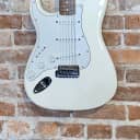 Fender Standard Stratocaster Left-Handed 2009 Vintage White