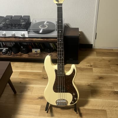 Lakland SK-464/R Hinatch for sale